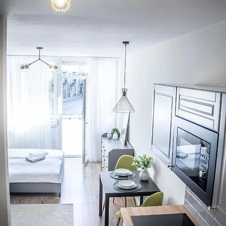 Loulou'S Central Apartment With Cosy Balcony Esztergom Extérieur photo
