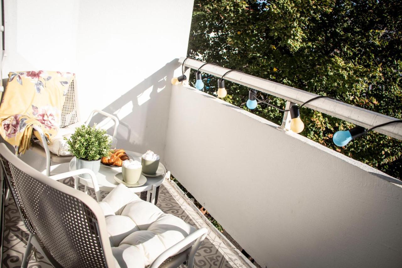 Loulou's With Cosy Balcony Appartement Esztergom