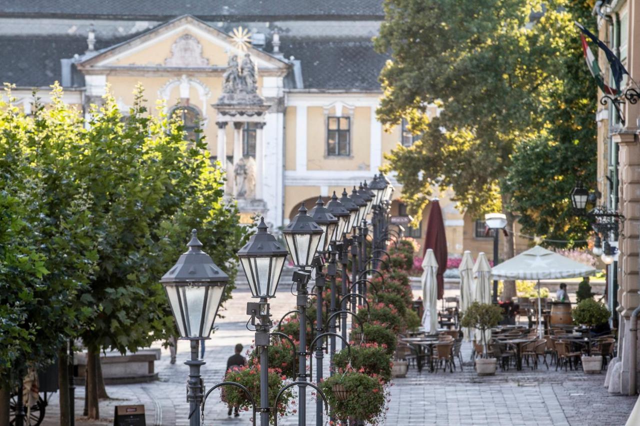 Loulou's With Cosy Balcony * Esztergom